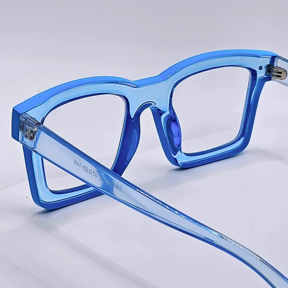 Kendra - Picture 4 of 4